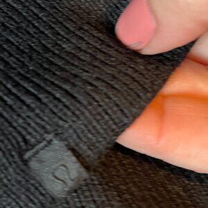 Lululemon oversized cashmere hooded slit-sided T shirt size M/L black